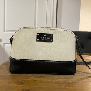 Gently used Kate Spade cross body purse